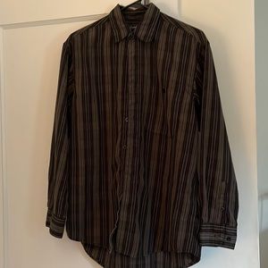 David Taylor button up shirt. Size small.